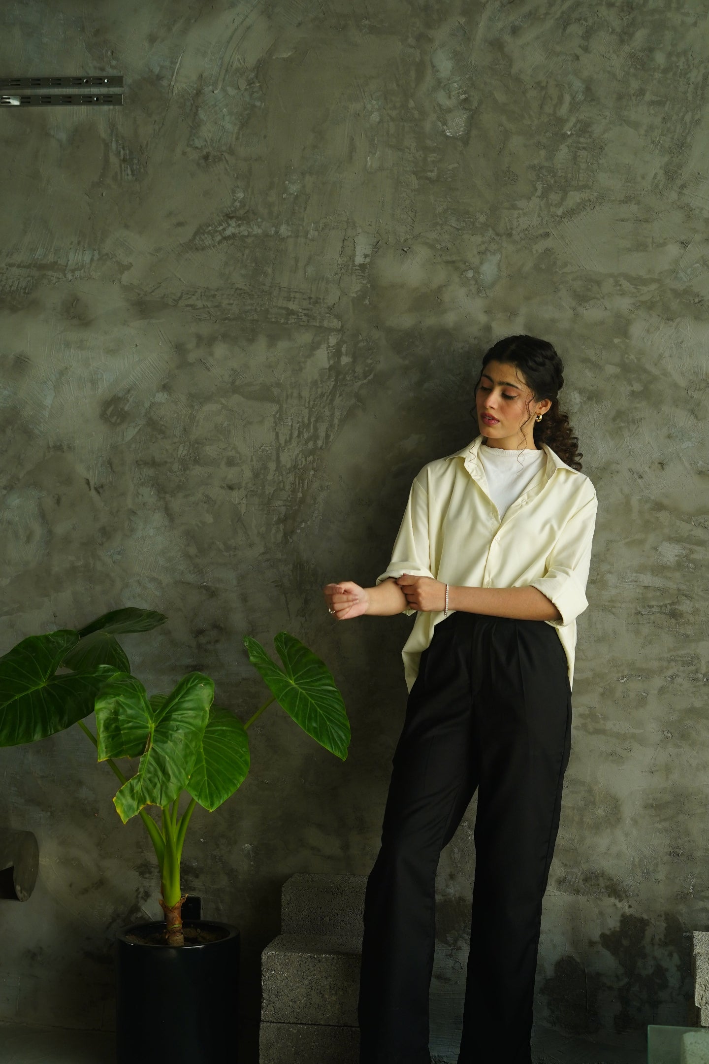 Black Pleated Trousers - Women