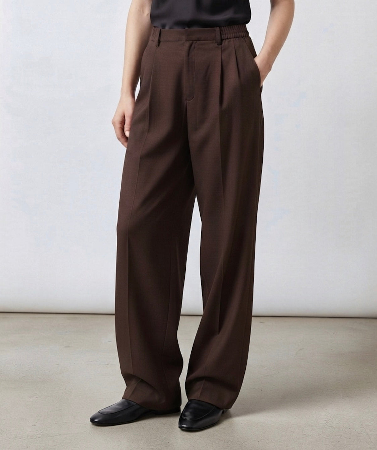 Brown Loose-Fit Pleated Trousers