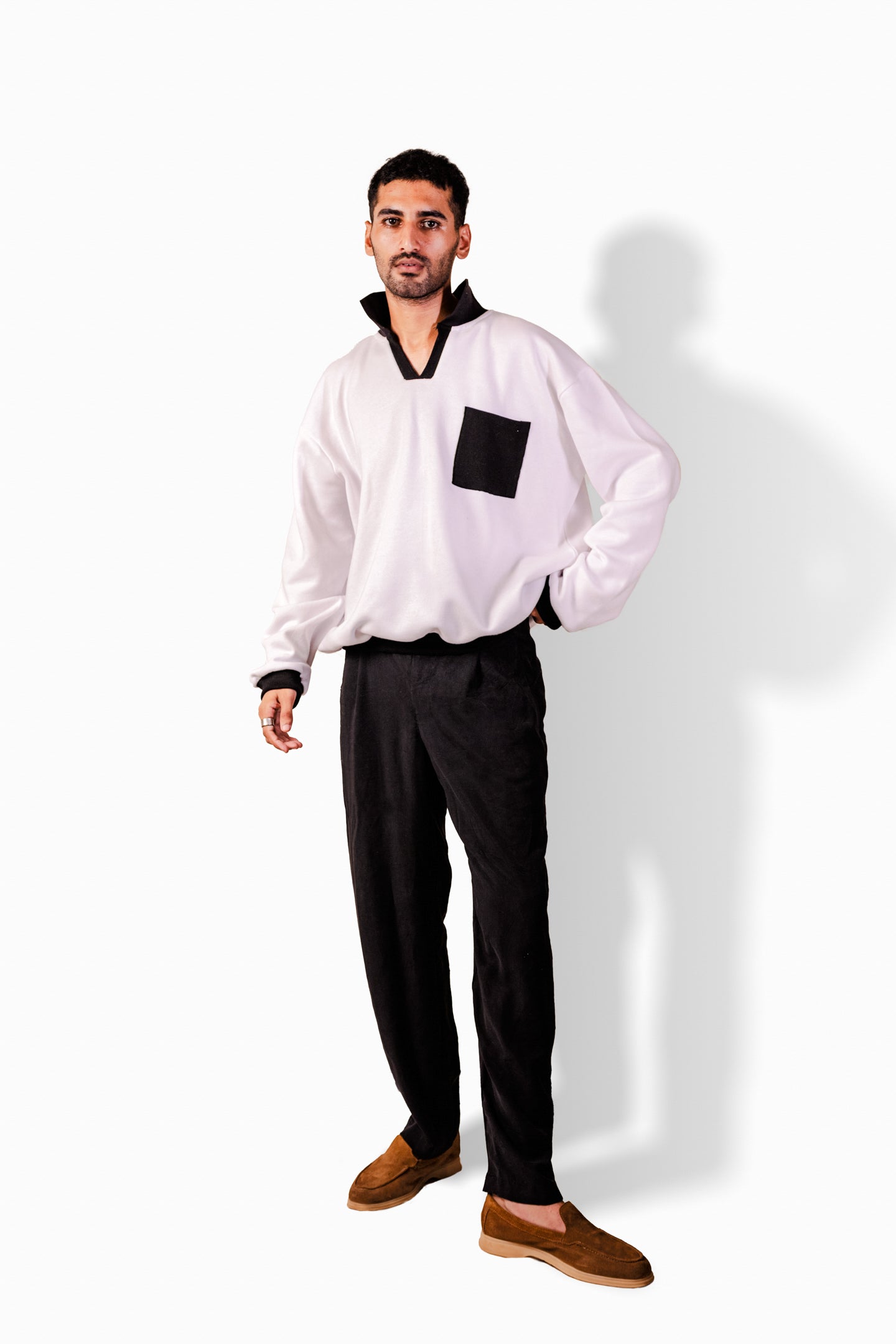 B&W Contrast Sweatshirt